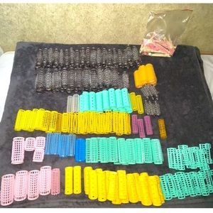 LOT 200+ Pieces Wire Brush Mesh & Plastic VINTAGE Rollers Hair Curlers and Picks